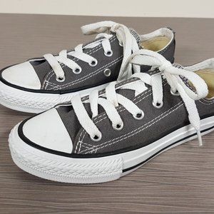 Converse Kids Chuck Taylor All Star Core Low-Top Sneakers Grey Size 12 (4-10 yr)